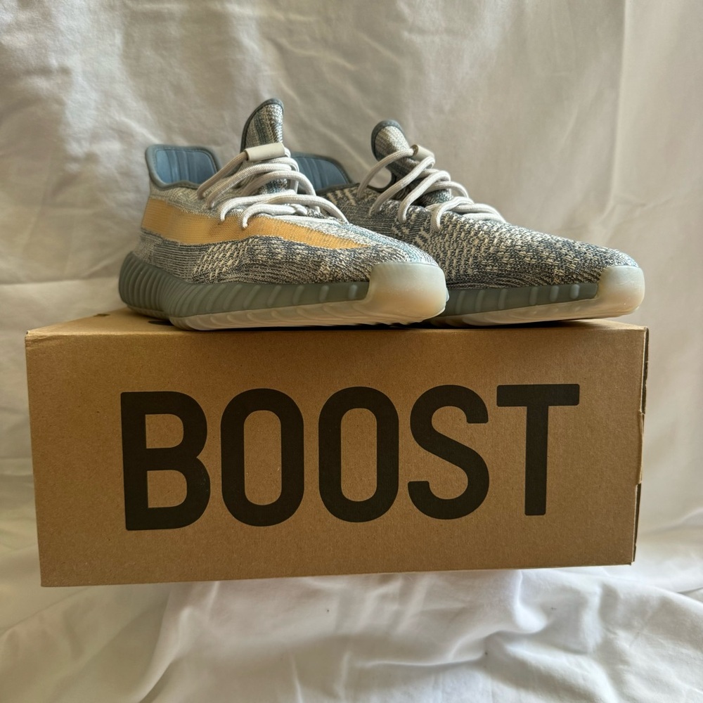 Adidas Yeezy Boost 350 V2 Sneakers Size 11